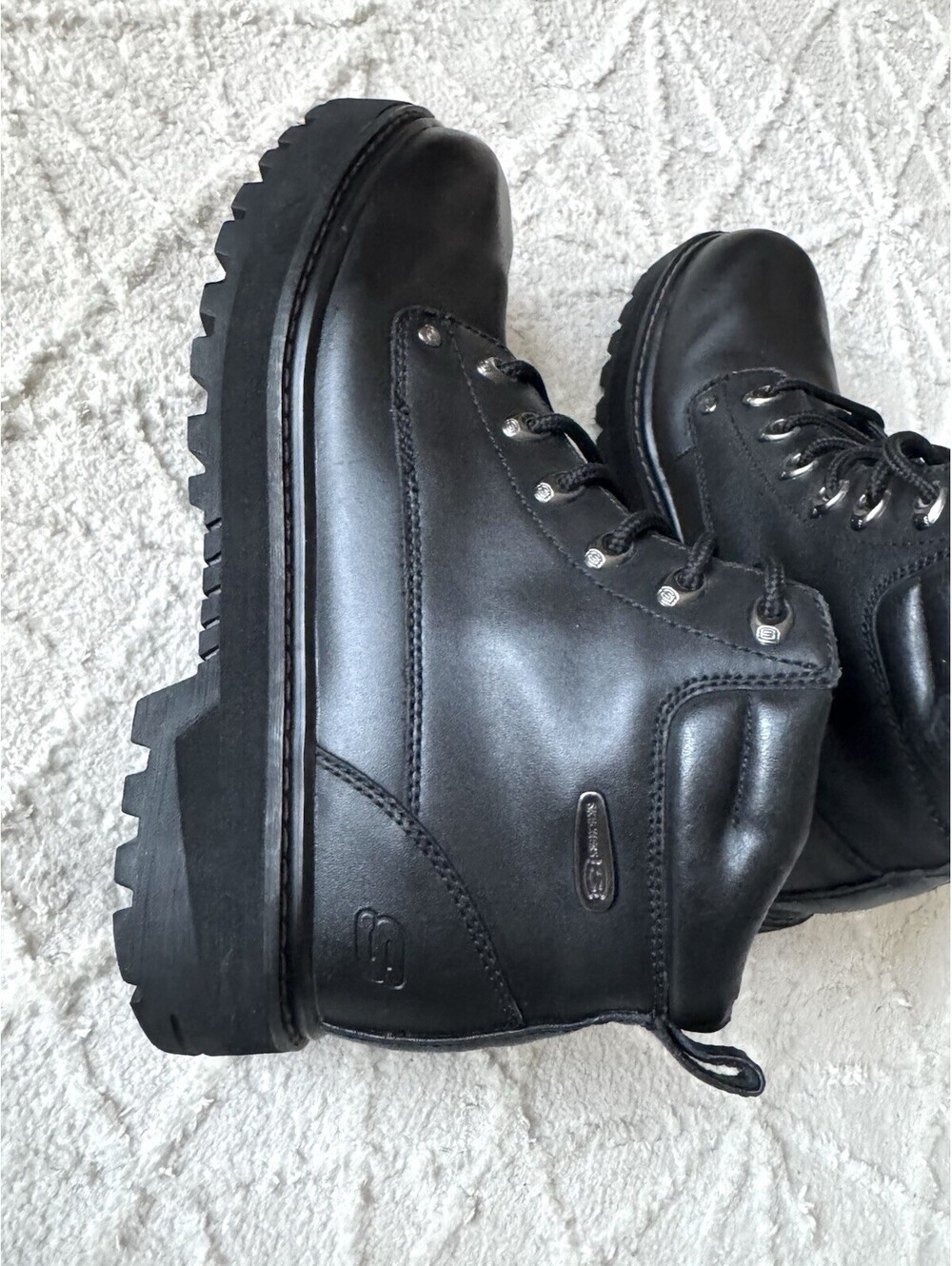 Skechers Men’s 10.5 Black Leather Lace Up Ankle Boots Lug Sole Work Casual